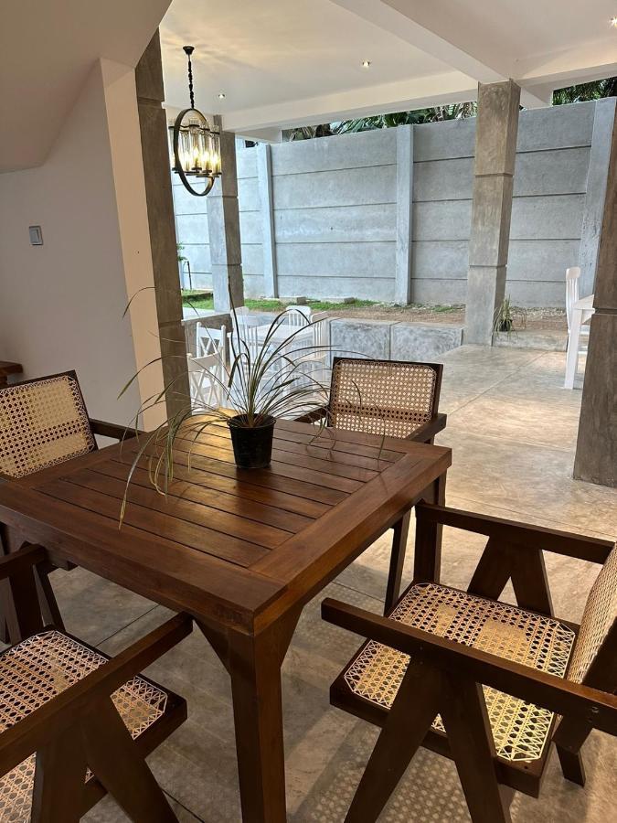 Ami Mirissa Hotel Ngoại thất bức ảnh