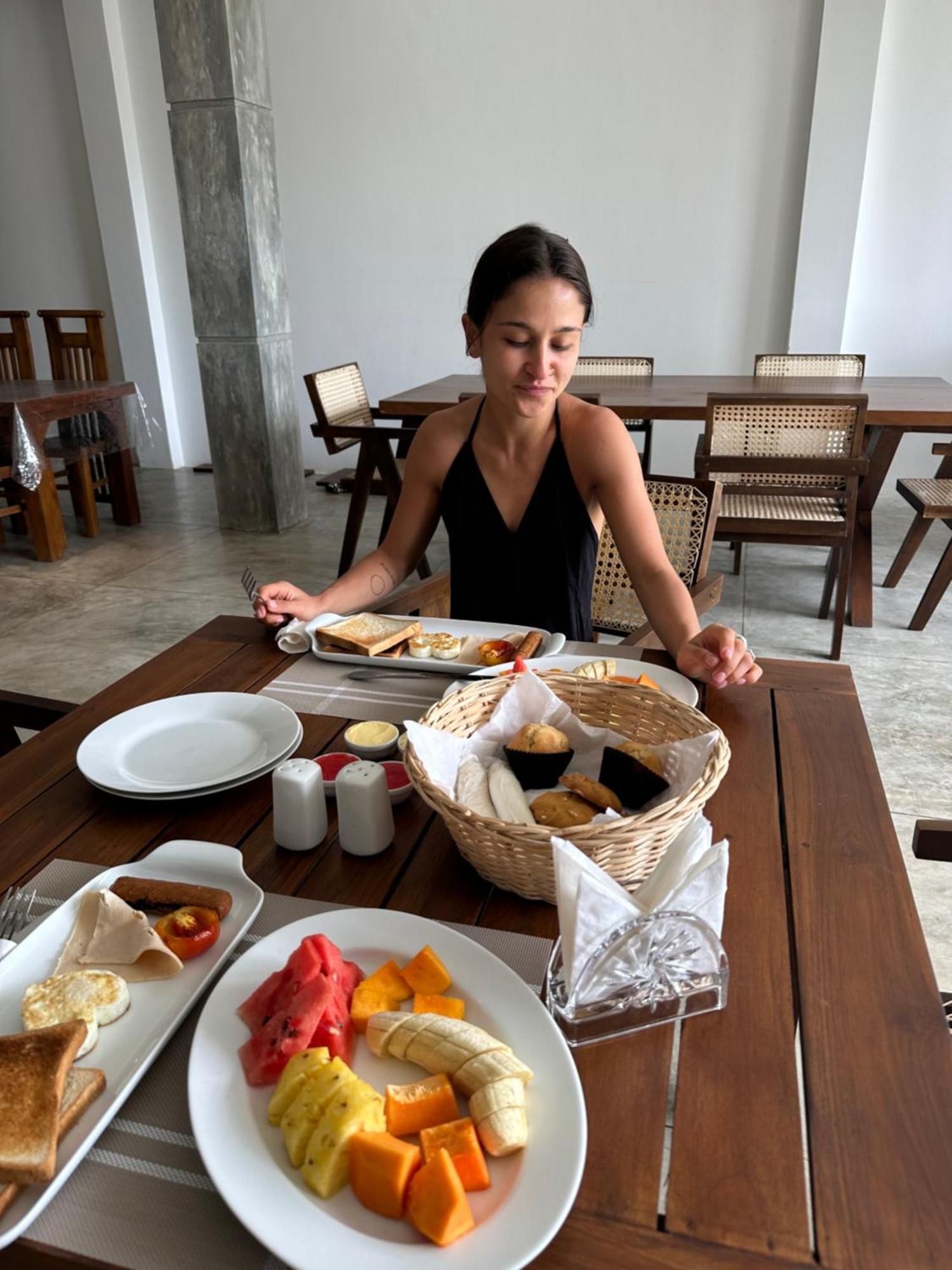 Ami Mirissa Hotel Ngoại thất bức ảnh